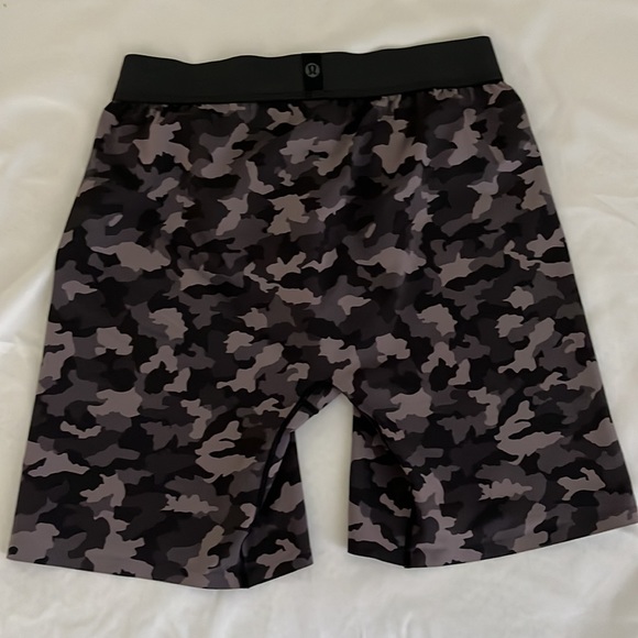 Lululemon camo underwear - Picture 2 of 3
